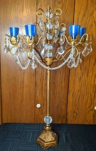 lot 120 image: Tall Gold Beaded Tabletop Candelabra with 6 Votives