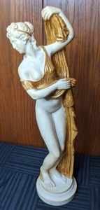 lot 101 image: Statuette Inspired By the Hellenistic Callipygian Venus