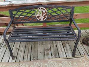 lot 156 image: Patio Bench
