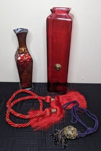 lot 238 image: Pair of Beautiful Red Vases and Drapery Tassel Tie Backs