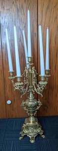 lot 162 image: Gorgeous Candelabra w (6) Candles
