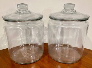 lot 55 image: Clear Glass Containers and Pitcher