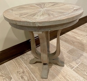 lot 50 image: Delightful Distressed Gray Accent Table