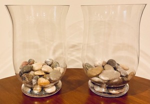 lot 64 image: 2 Clear Glass Vases with Decorative Rocks