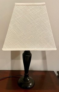 lot 73 image: Pair of Lovely Lamps