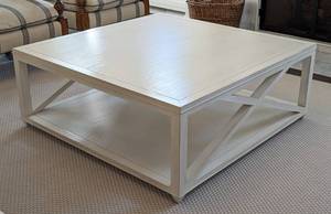 lot 2 image: Large White Wood Coffee Table by Vanguard