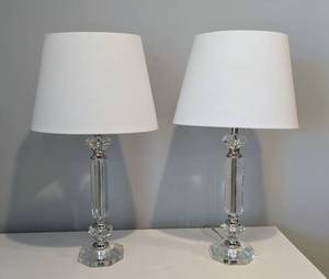 lot 25 image: Pair of Elegant Table Lamps
