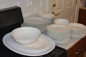 Pier 1 Dinnerware Set
