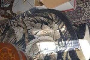1 large Circle area rug