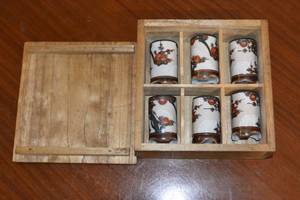 Antique Japanese Kutani Sake Cup Set of 6 in wooden box