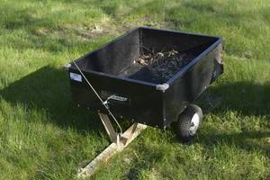 lot 15 image: Yard Works Lawn Mower Dump Trailer