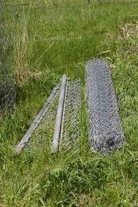 lot 38 image: Chain link fencing