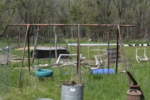 lot 44 image: metal swing set