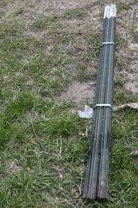 lot 50 image: qty of 5 new T posts