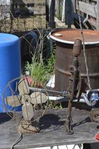 lot 59 image: old fan and old drill