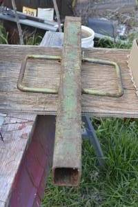 lot 60 image: post pounder