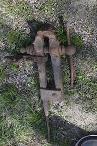 lot 72 image: Large foot Vice