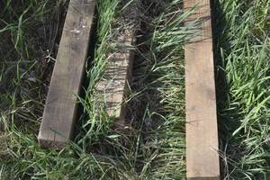 lot 87 image: qty 3 4x4 posts