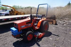 Early 1990s Kioti Model LB1714 Compact Utility Tractor