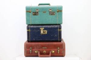 3 old Small Hand Cases