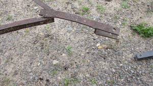 lot 32 image: Home Made Pull Behind Lawn Dethatcher