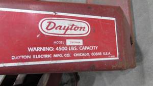 lot 41 image: 4500 lb Dayton Pallet Jack