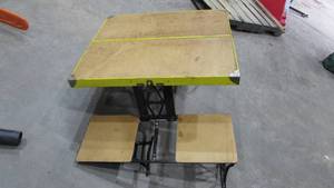 lot 55 image: Vintage Fold Up Picnic Table