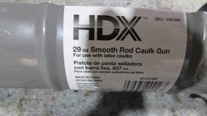 lot 19 image: HDX 29oz Smooth Rod Calk Gun