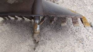 lot 25 image: 36 Skid Loader Auger Bit