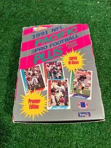 1991 Pacific Plus Football Full Box