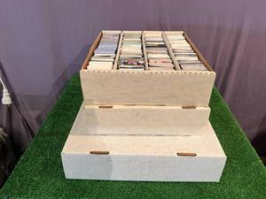 Over 11,000 Sports Cards