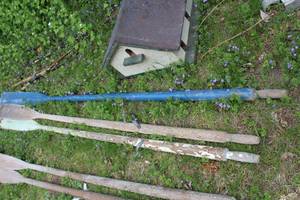 lot 342 image: Lot of (3) Wooden Oars