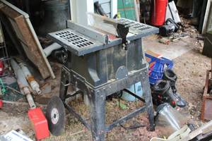 lot 351 image: Craftsman 10 Table Saw