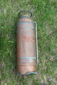 lot 404 image: Vintage Geo. W. Biemer Mfg Co Automatic Fire Extinguisher