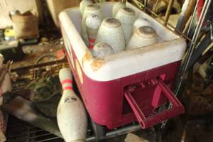lot 532 image: Lot of (10) Plastic Coated WIBCABC Bowling Pins