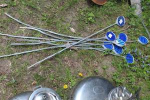 lot 444 image: Lot of (8) Reflector Rods