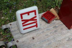 lot 441 image: Vintage Cincinnati Time Recorder Co 9350F2 Electric Fire Horn with EXIT Light Cover
