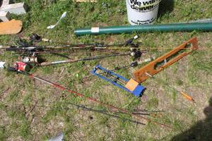 lot 471 image: Fishing Equipment - Rods and Reels, Scale, Misc. Gear