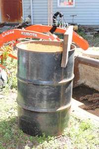lot 211 image: 55-gallon Metal Drum