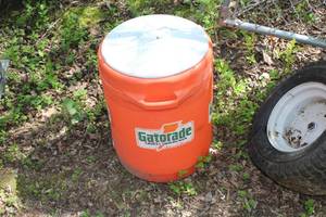 lot 224 image: Gatorade Plastic Water Cooler