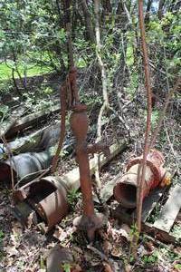 lot 233 image: Vintage Hand Water Pump
