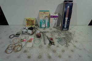 Assorted Beauty Items - Curling Iron, Trimmer