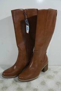 NEW Universal Thread Boots - Womens 7.5