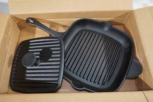 NEW Seasoned Cast Iron Griddle and Press