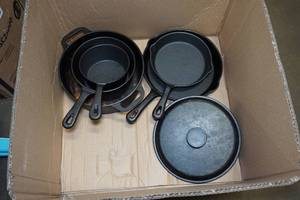 8 Piece Cast Iron Cookware Set