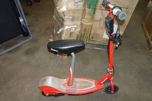 Razor Electric Seated Scooter
