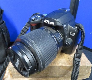 NIKON D40 DIGITAL CAMERA