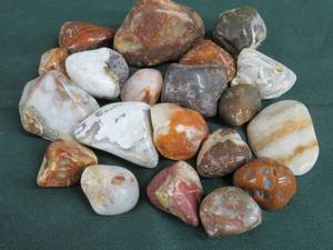 POLISHED AGATES