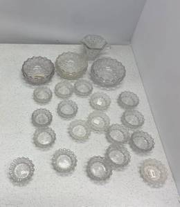 Westmoreland Lacy Daisy Toy Berry Bowl Set Childs Clear Glass Antique