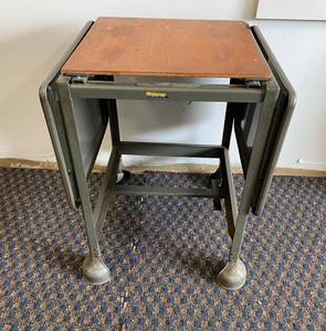 Vintage Steel Drop Leaf Table ( Very Nice Industrial Piece)
